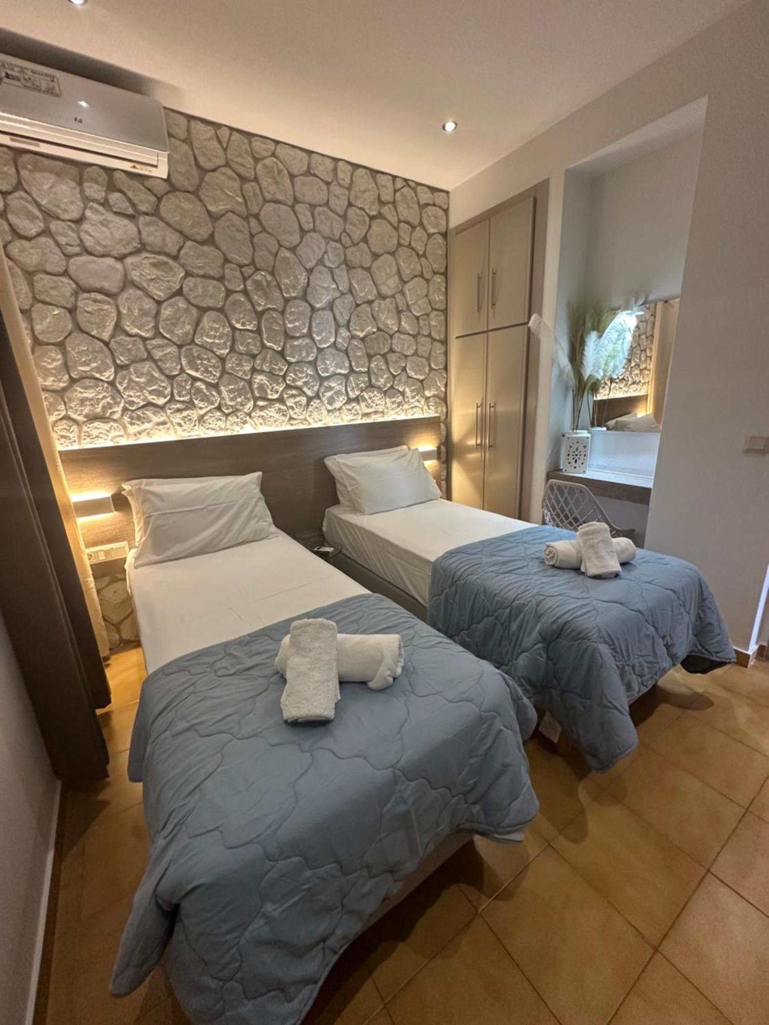 Vladimiros Apartments Barbati Luaran gambar